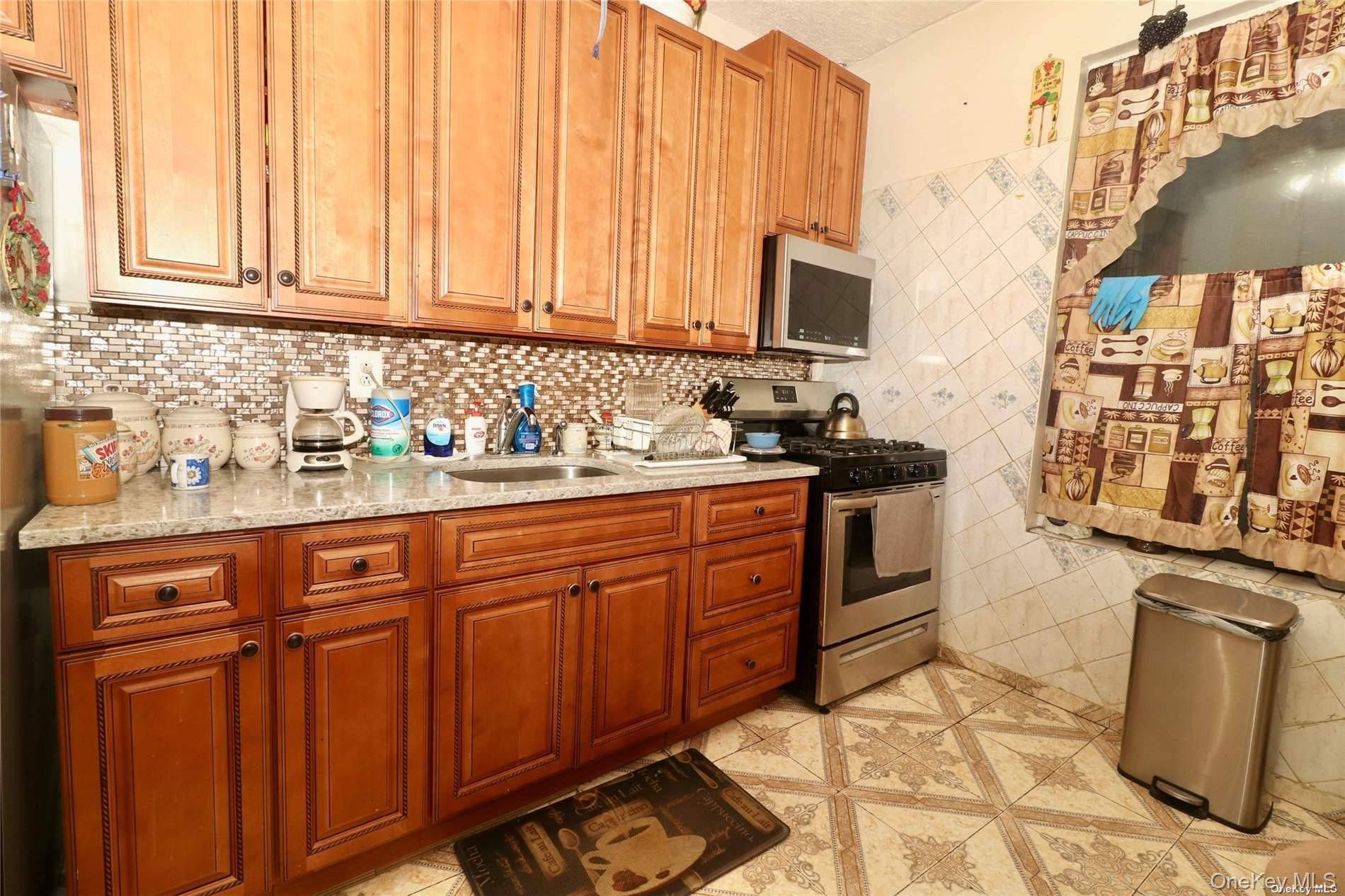 941 Jerome AVE #6C, Bronx, NY 10452