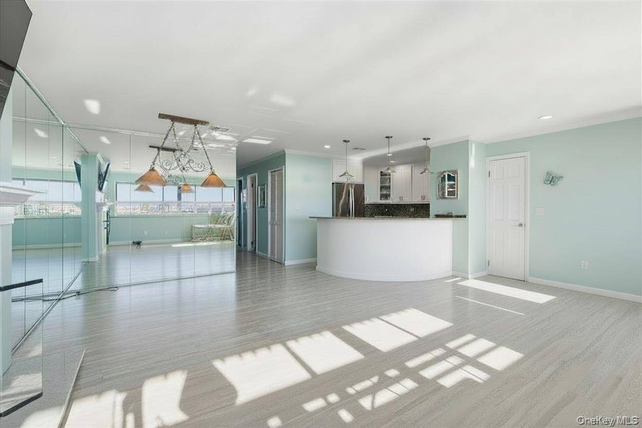 627 Oceanfront #A, Long Beach, NY 11561