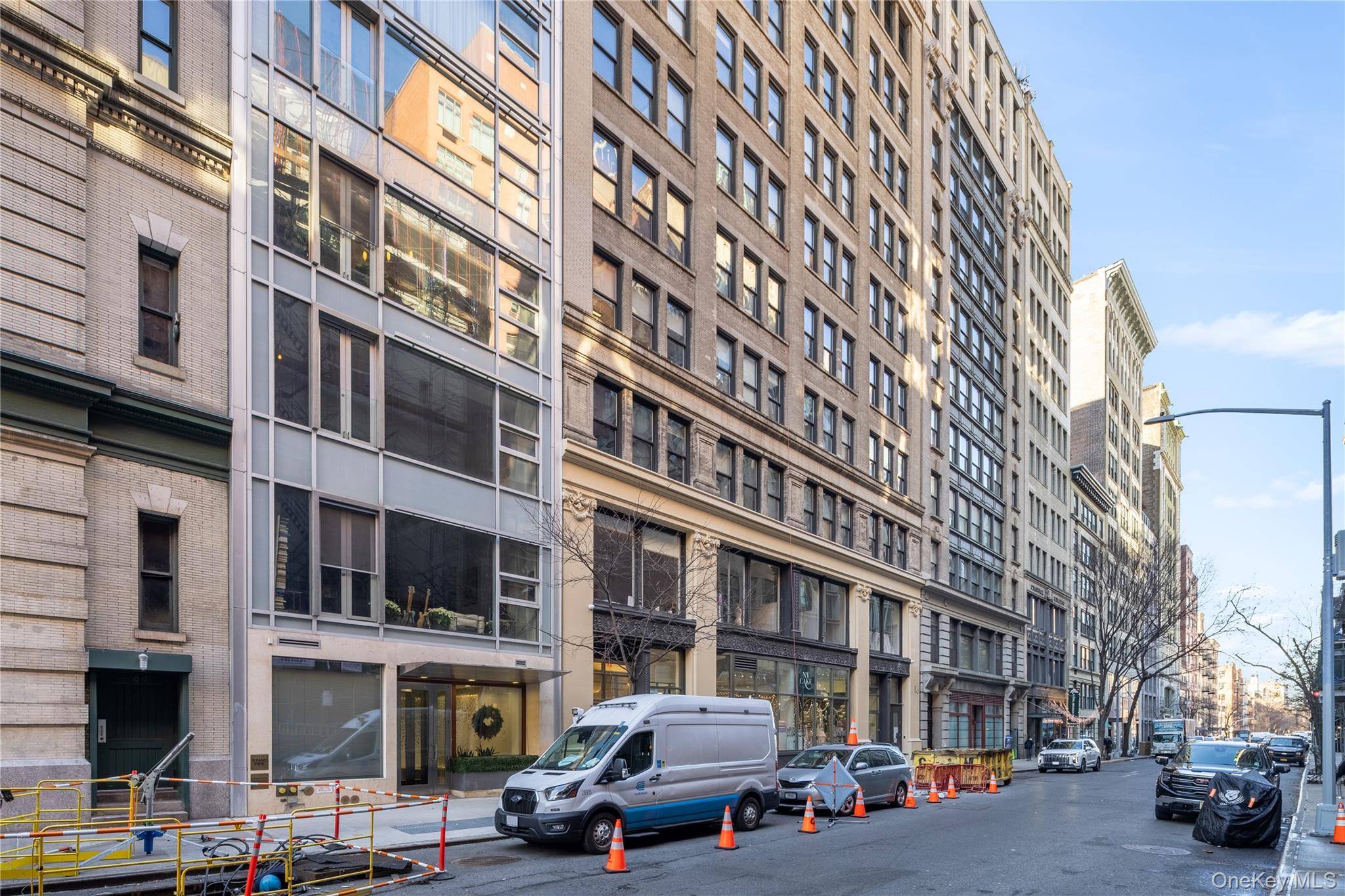 116 W 22nd ST #3, New York (manhattan), NY 10011