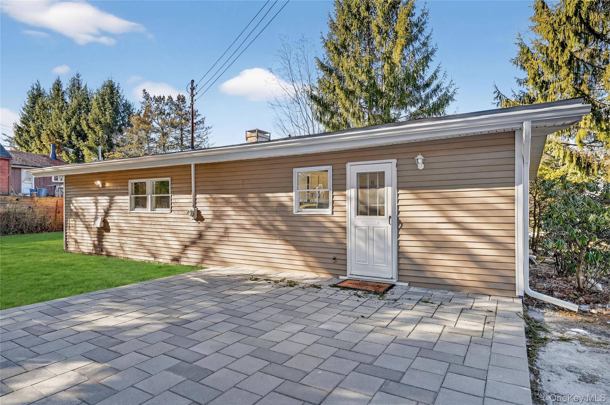 2 The Curve RD, Rock Hill, NY 12775