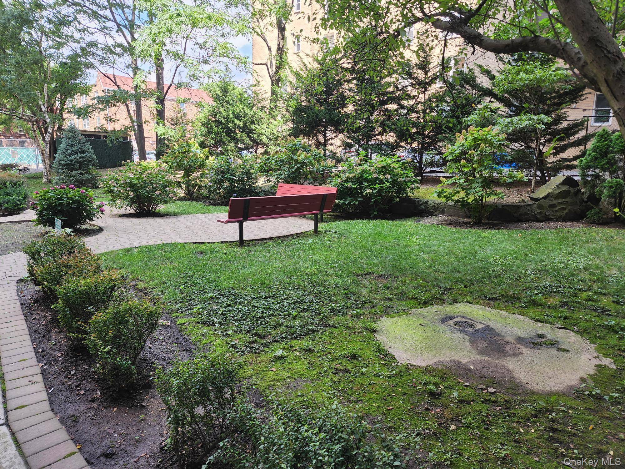 61-35 N 98th ST #St-G, Rego Park, NY 11374
