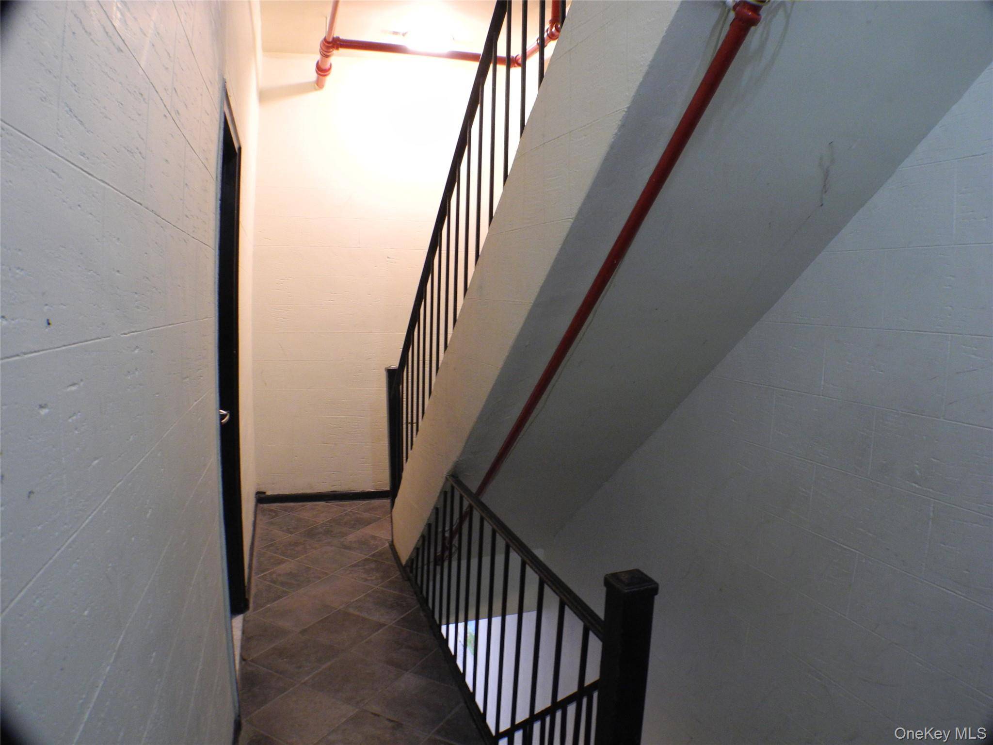 252 E 33 ST, New York (manhattan), NY 10016