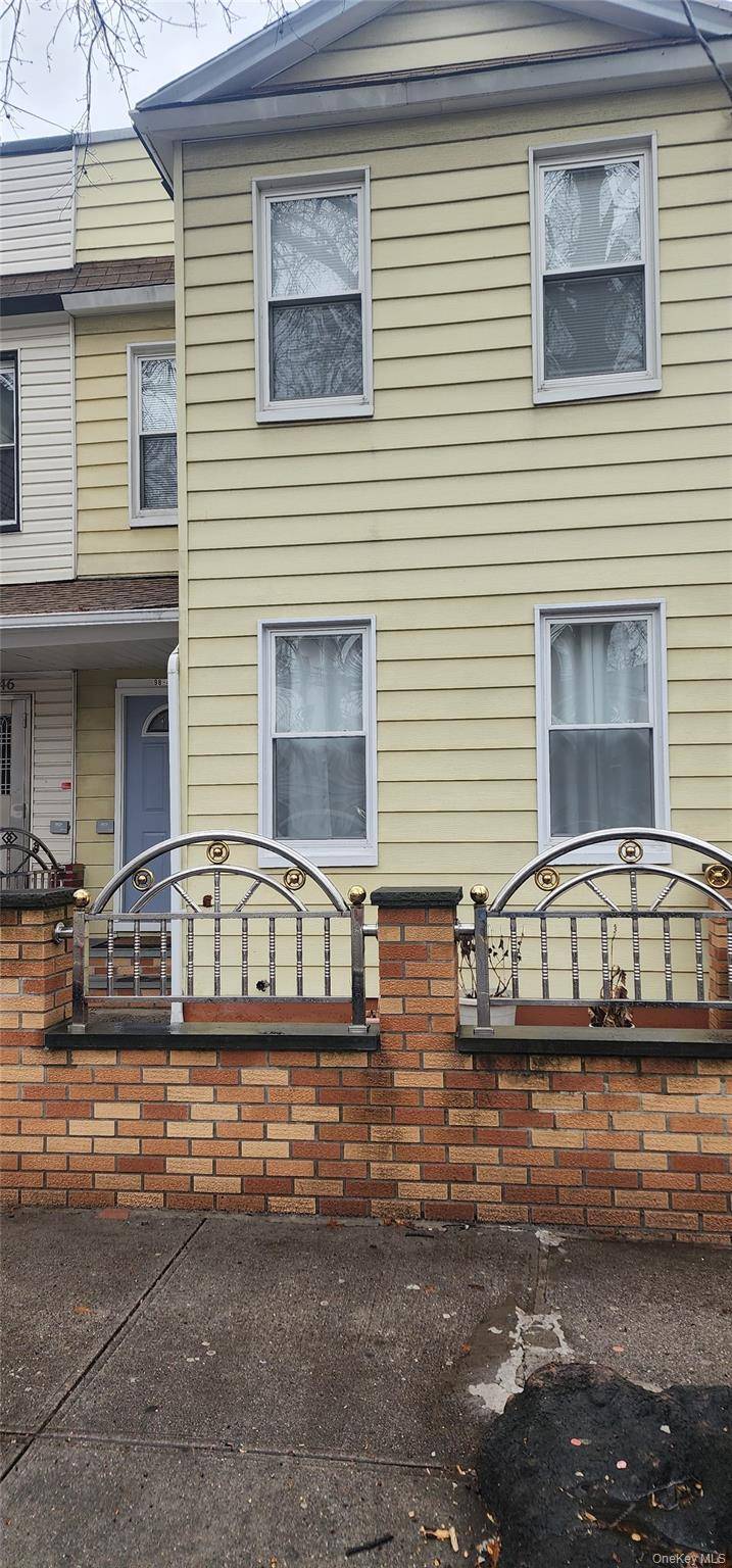 9844 Corona AVE, Corona, NY 11368