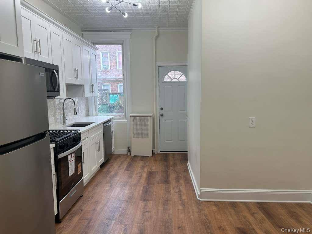 88-23 85th ST #1L, Woodhaven, NY 11421