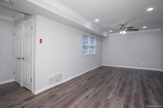 465 Lake Pointe CT #465, Middle Island, NY 11953