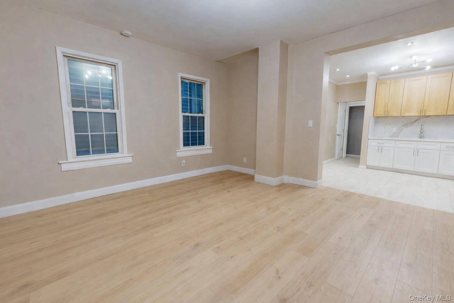 9561 115th ST, Richmond Hill, NY 11419