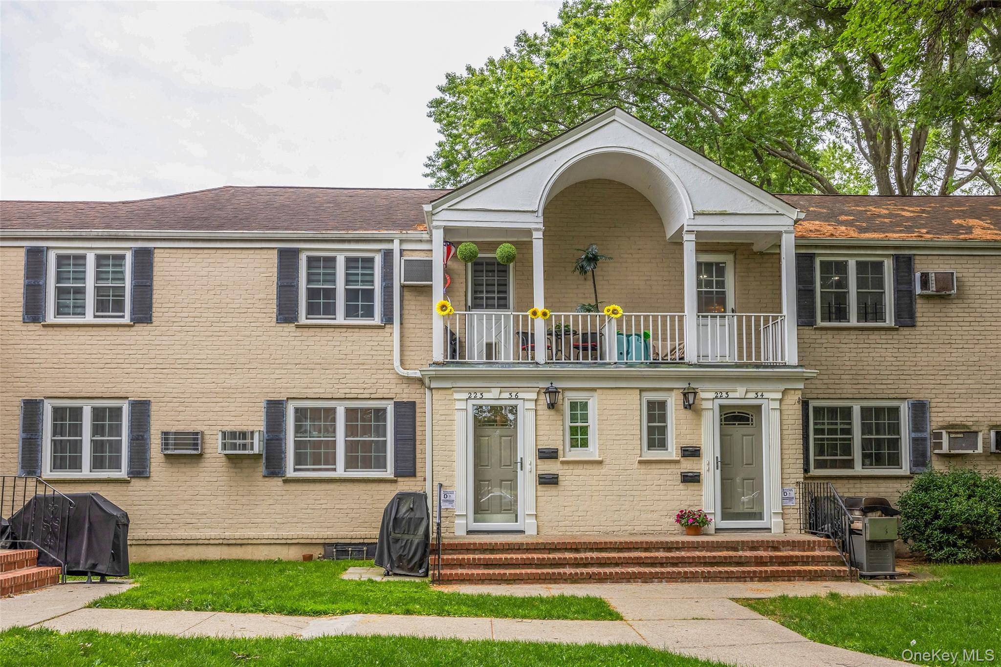 223-36 65th AVE #2A, Bayside, NY 11364