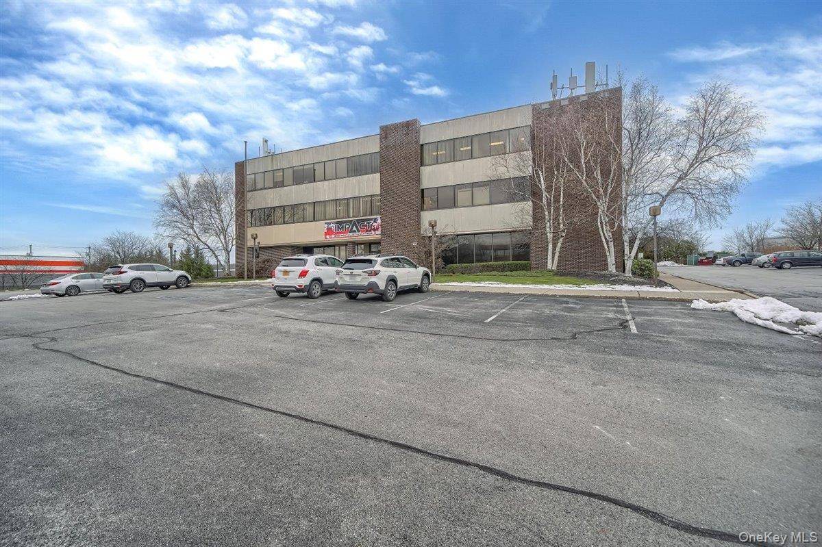 15 Matthews ST #101, Goshen, NY 10924