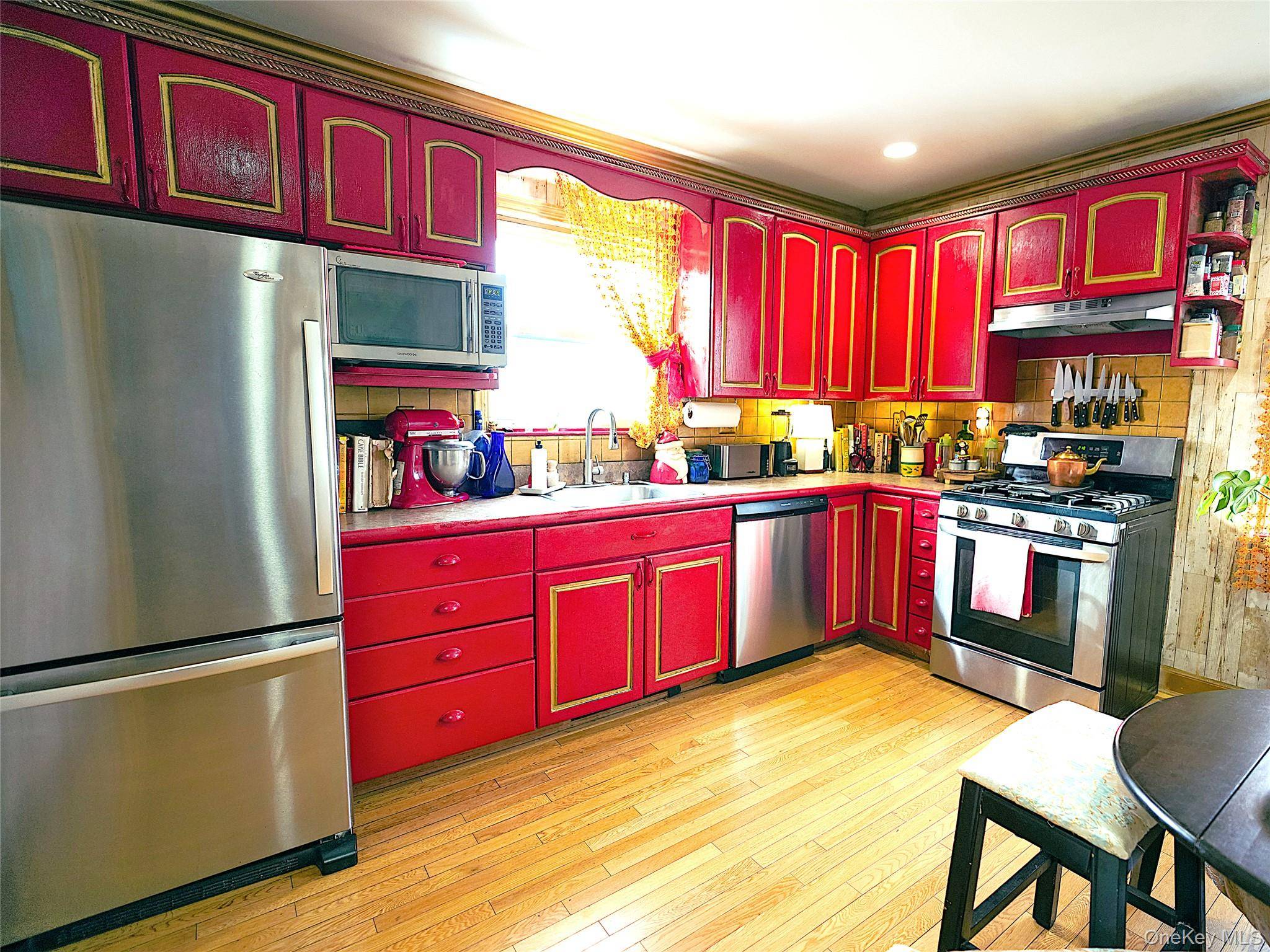 37 Centre ST, Bronx, NY 10464