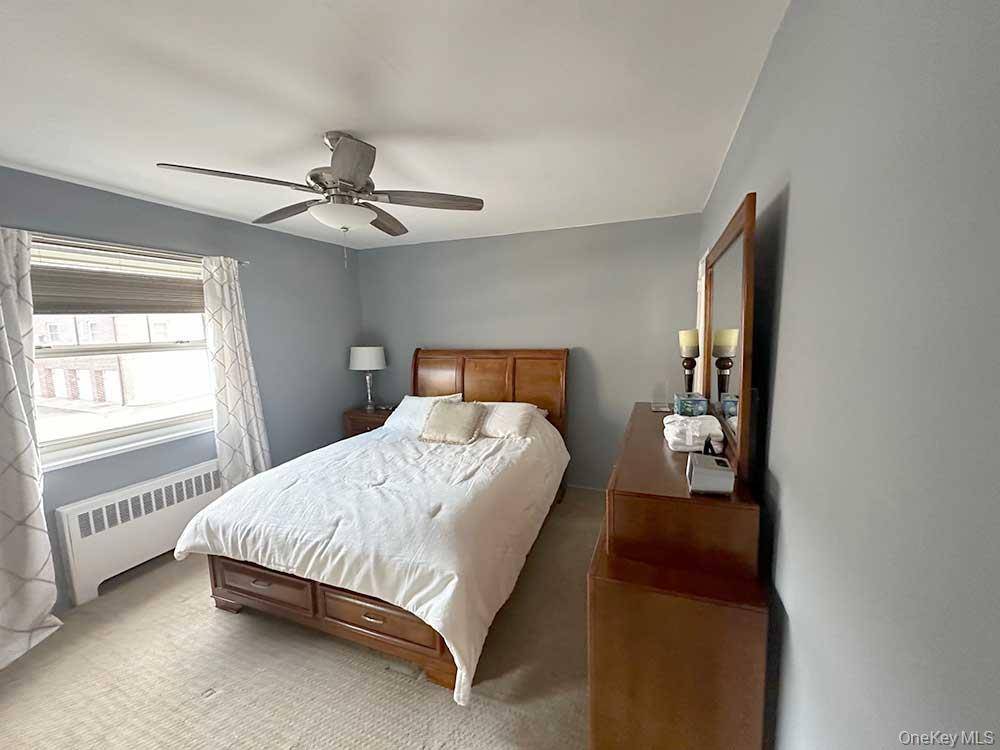 251-19 61st AVE #19A, Little Neck, NY 11362