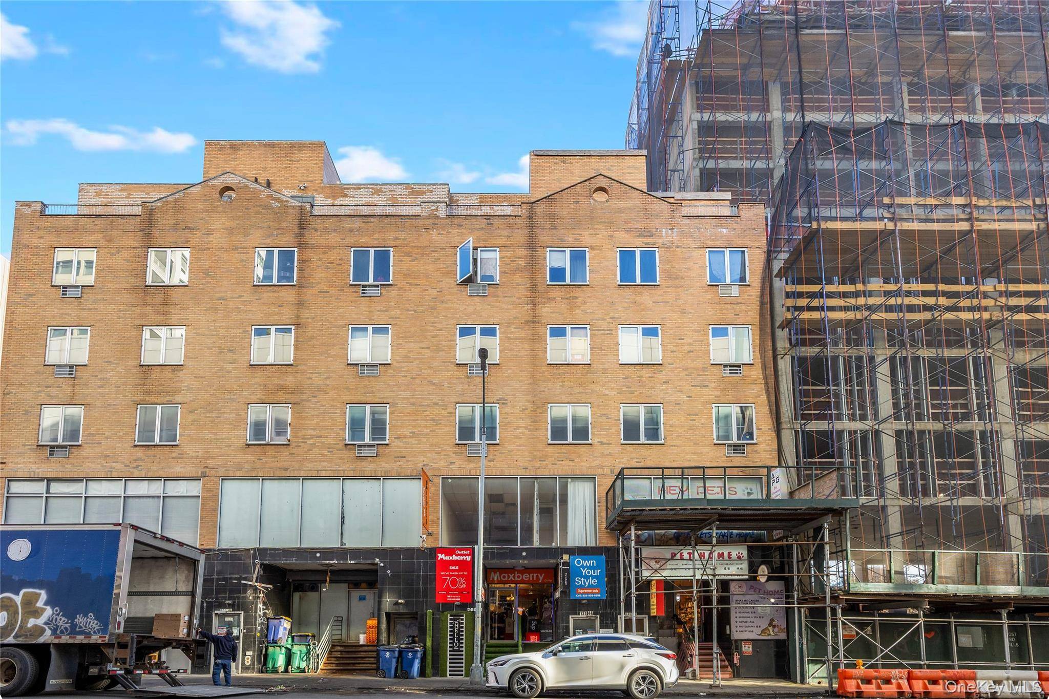 131-44 40th RD, Flushing, NY 11354