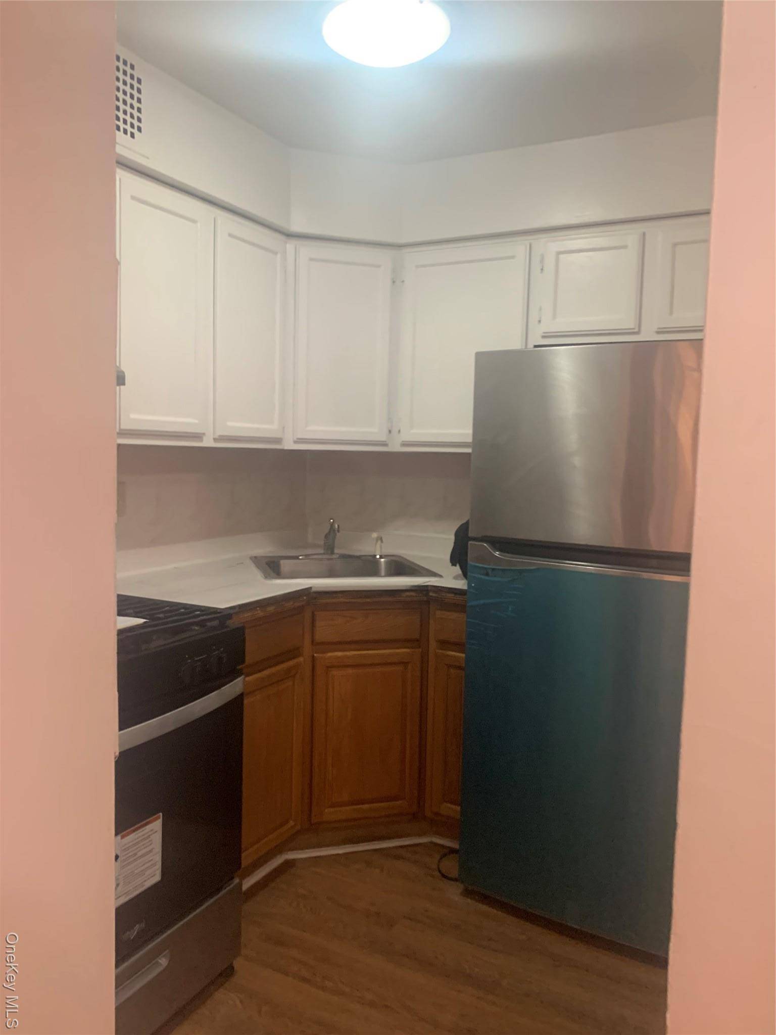 13512 37th AVE, Flushing, NY 11354