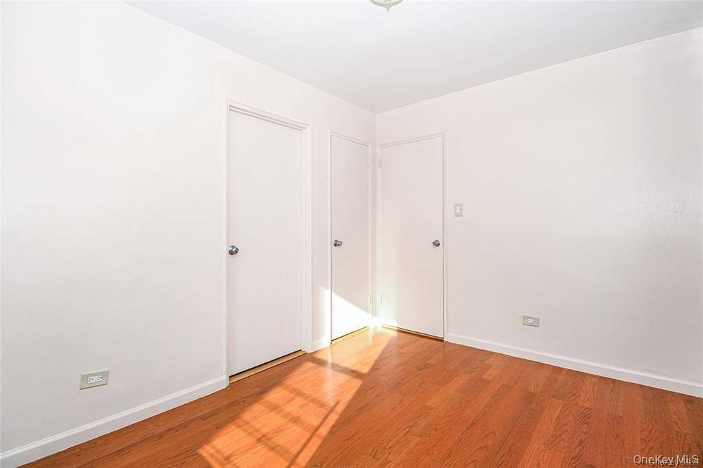 3531 Bronxwood AVE #1G, Bronx, NY 10469