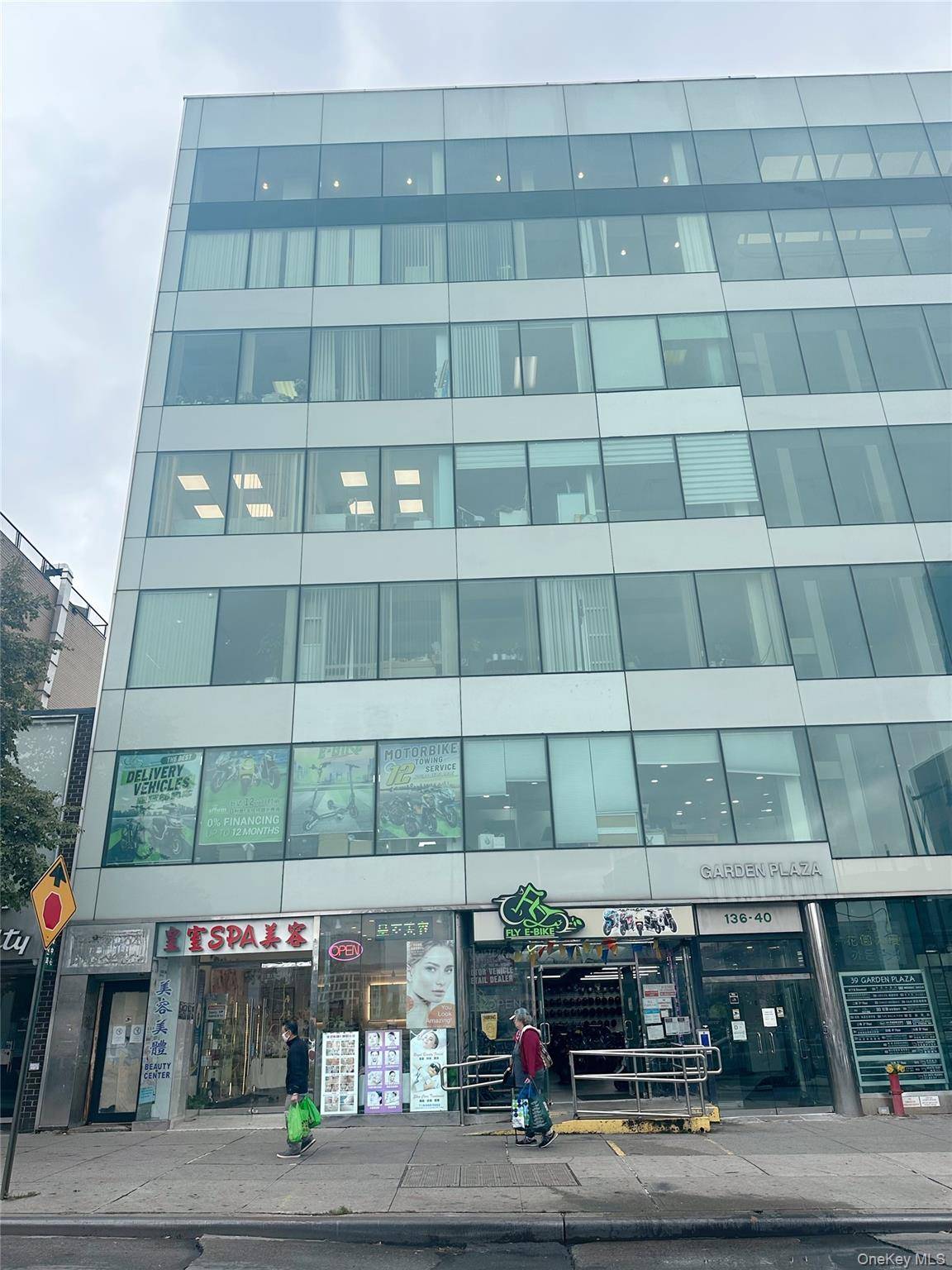 136-40 39th AVE #202A, Flushing, NY 11354