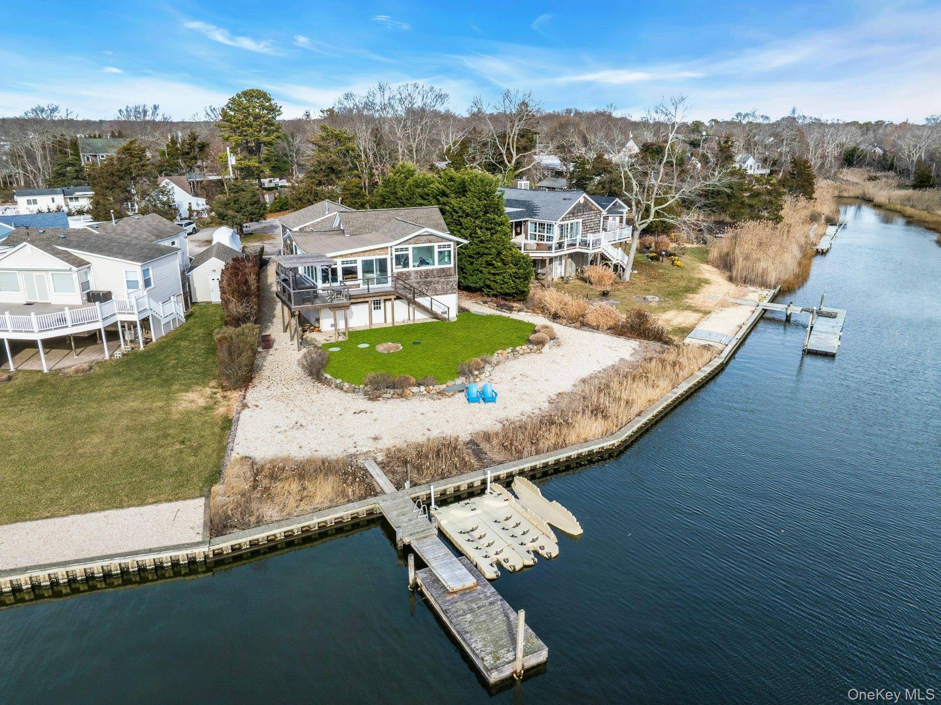 7 Springville CIR, Hampton Bays, NY 11946