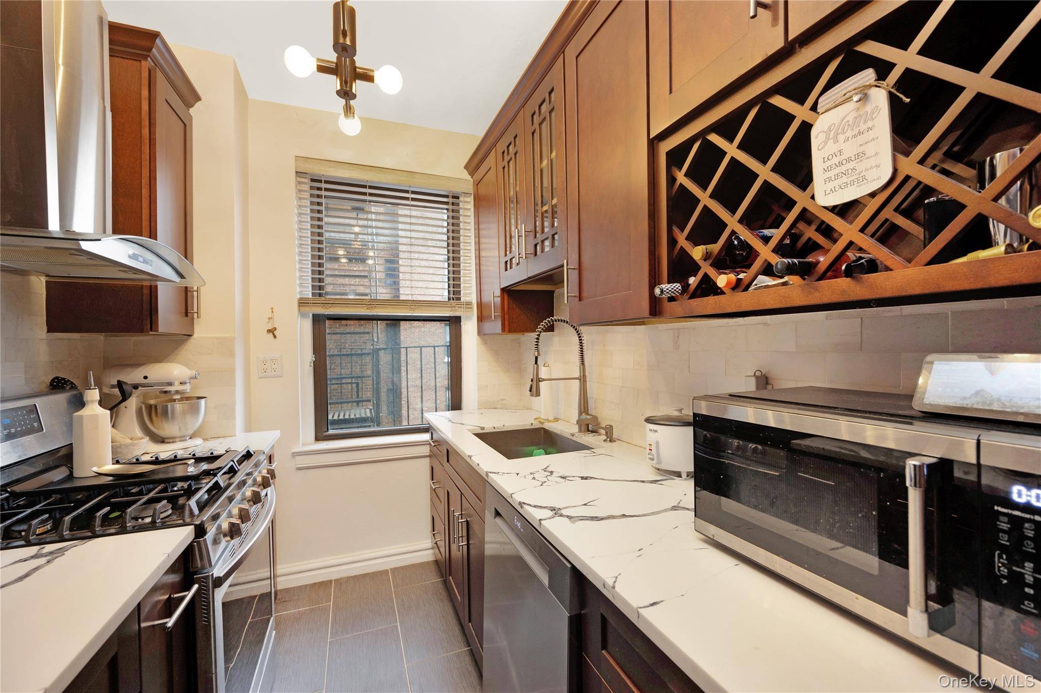 7716 Austin Street #2K, Forest Hills, NY 11375