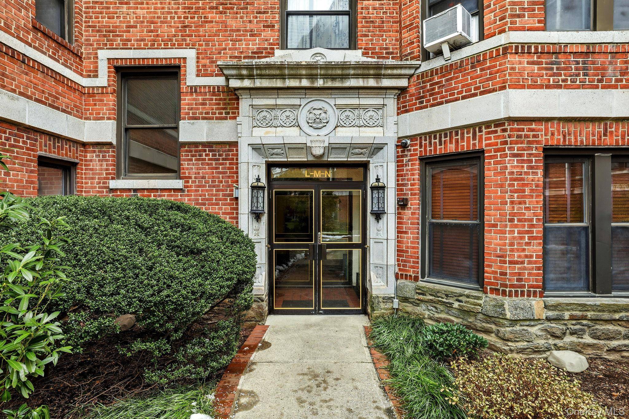 11 Alden RD #1M, Larchmont, NY 10538