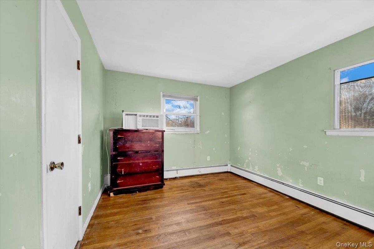 31 Allison AVE, Newburgh, NY 12550
