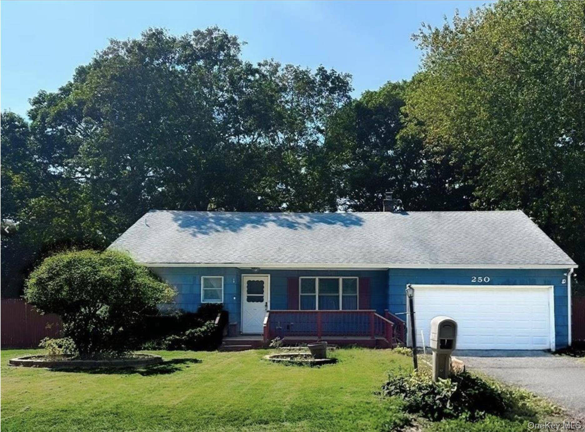 250 Cypress DR, Mastic Beach, NY 11951