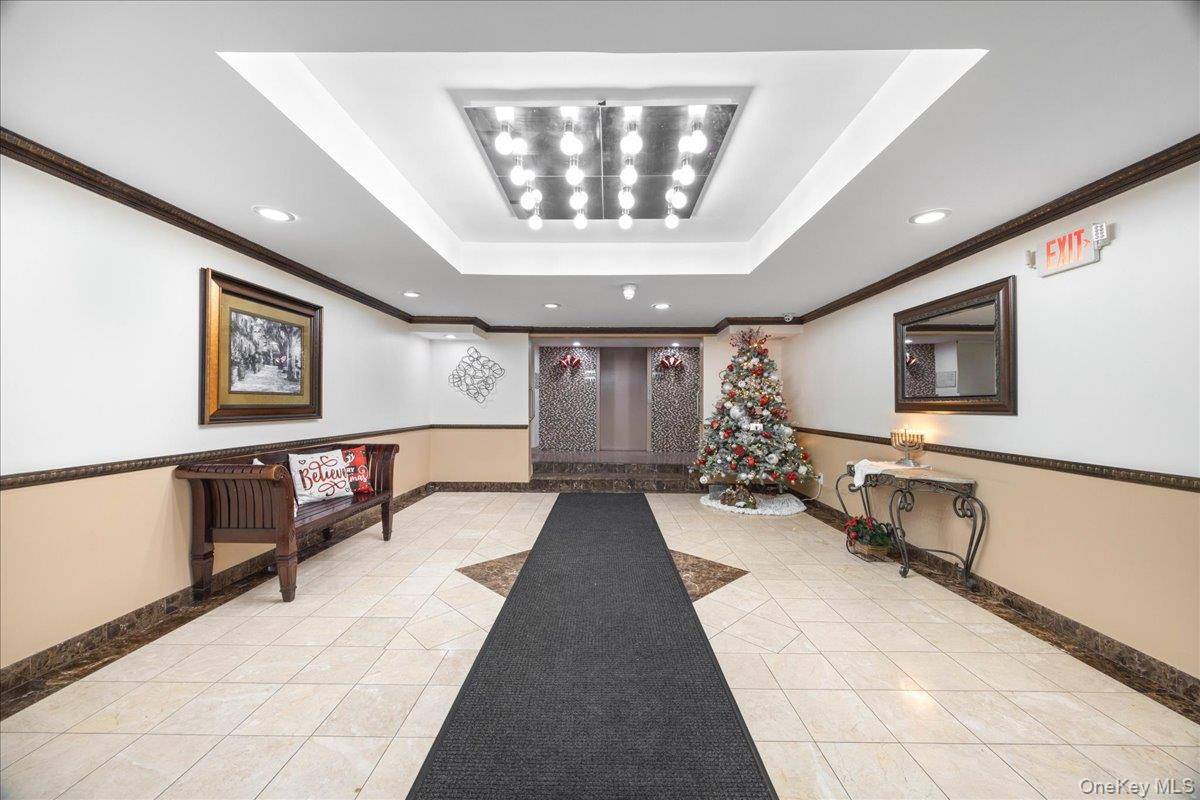 2035 Central Park AVE #2H, Yonkers, NY 10710