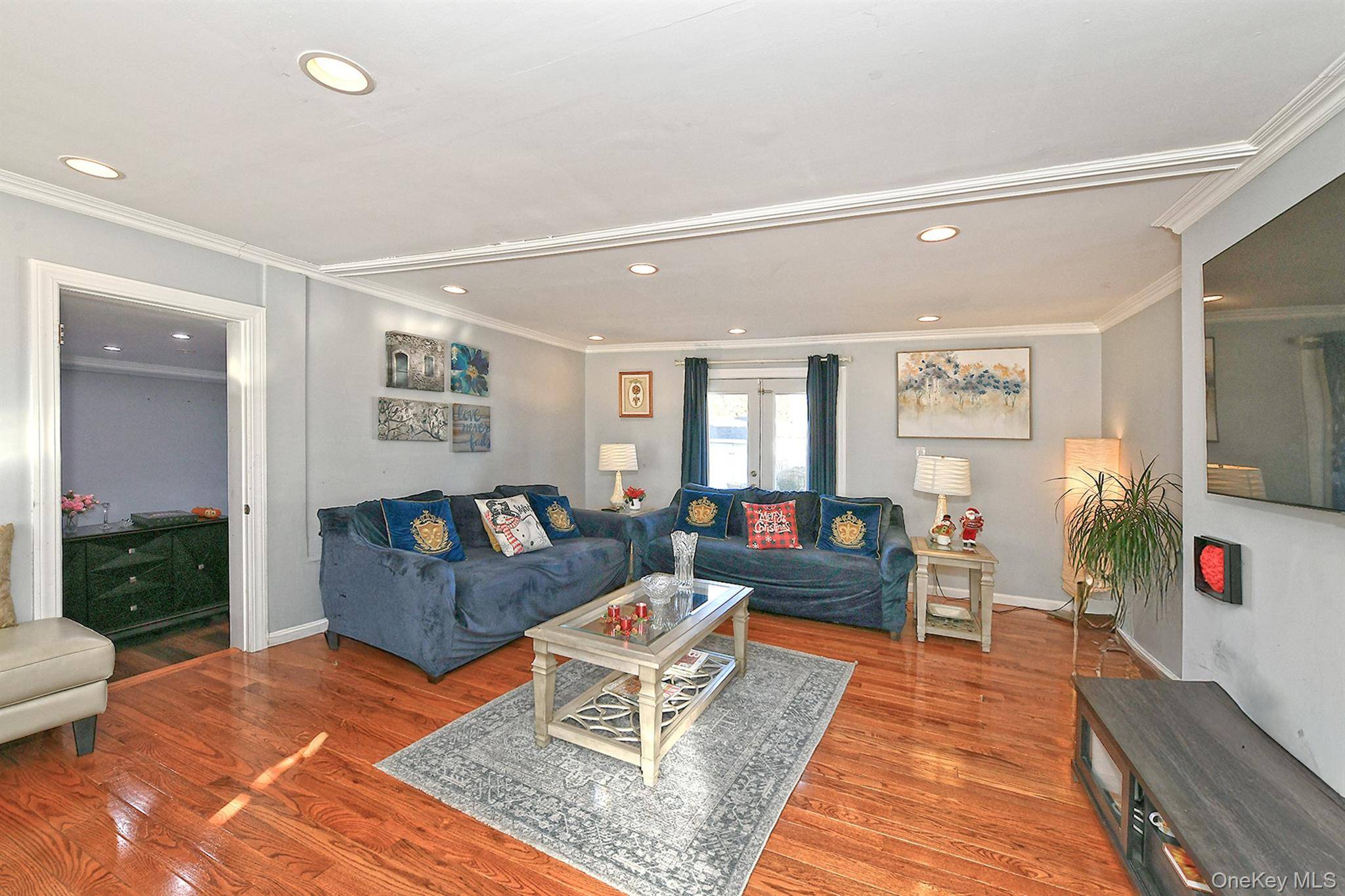 120 Brenner AVE, Bethpage, NY 11714