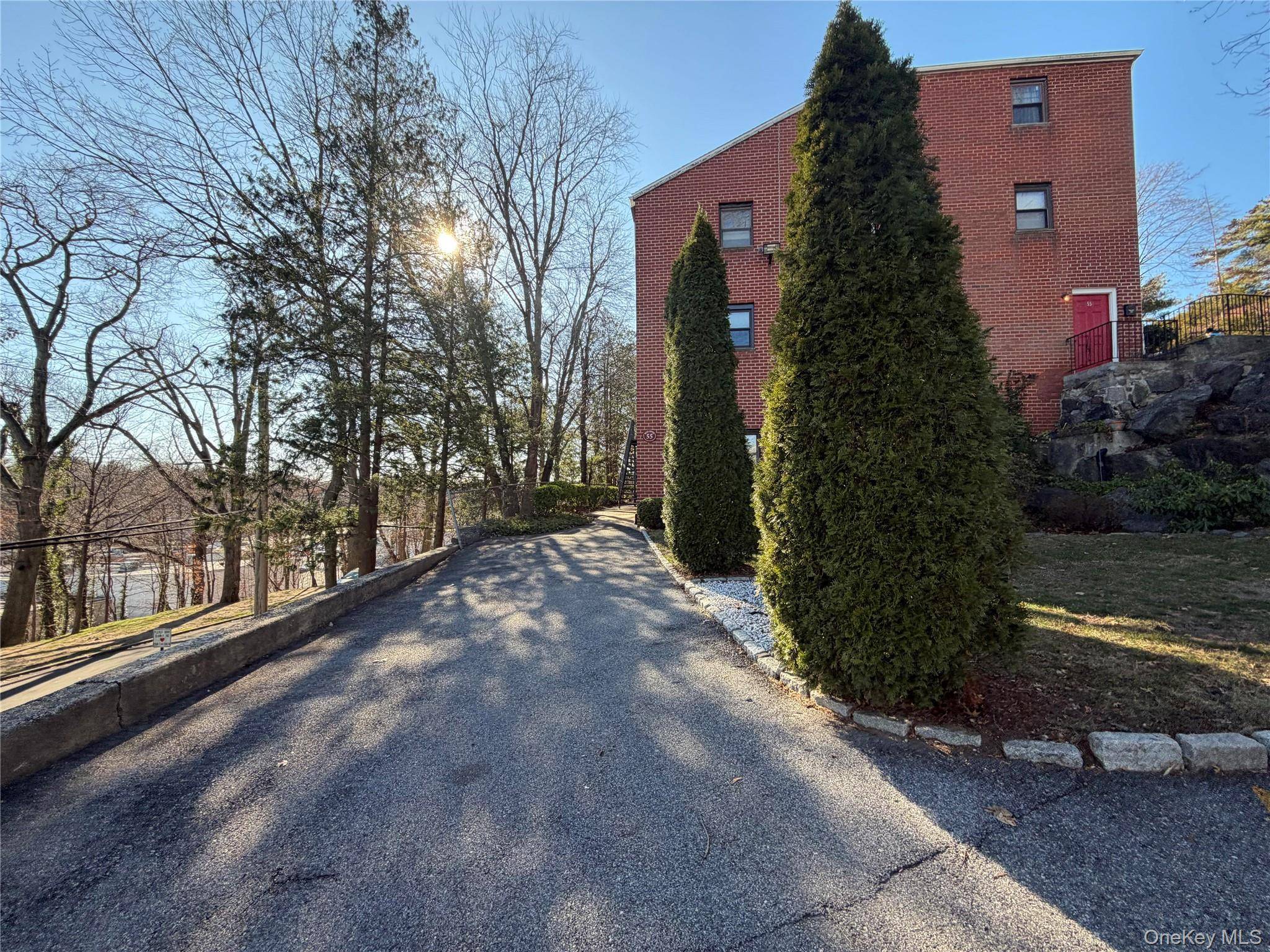 55 Fieldstone DR #41, Hartsdale, NY 10530