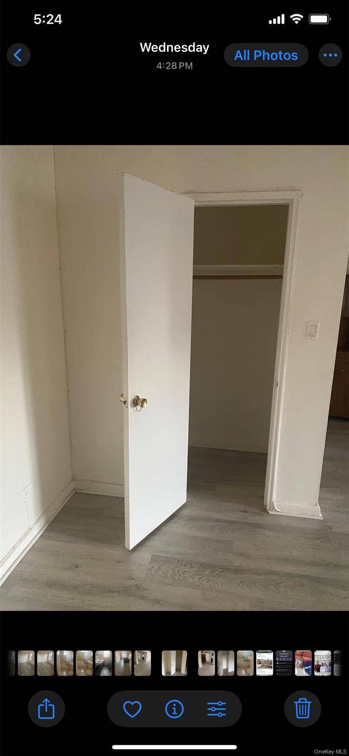 84-50 169th ST #209, Jamaica, NY 11432