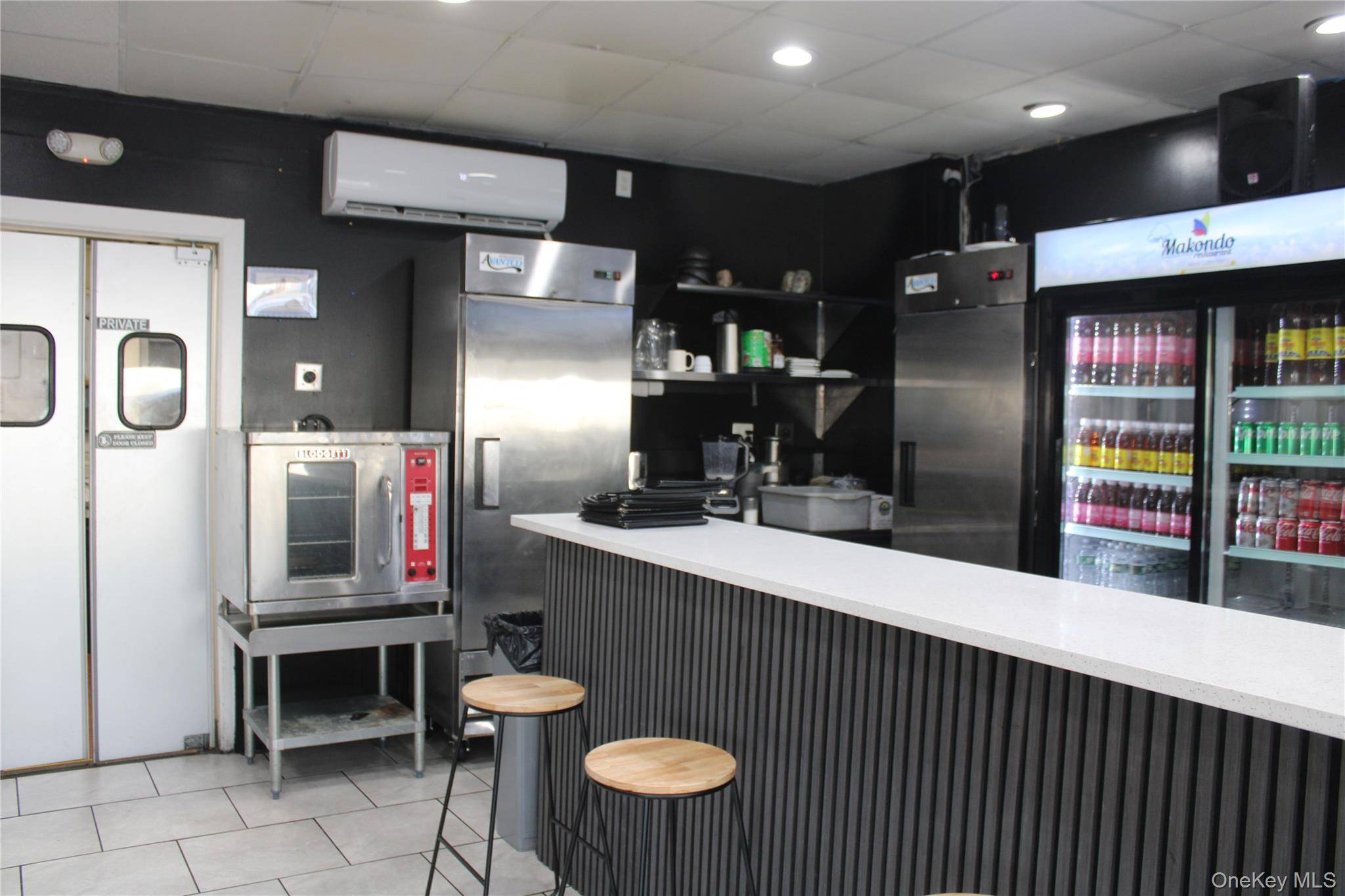 140 Front St, Hempstead, NY 11550