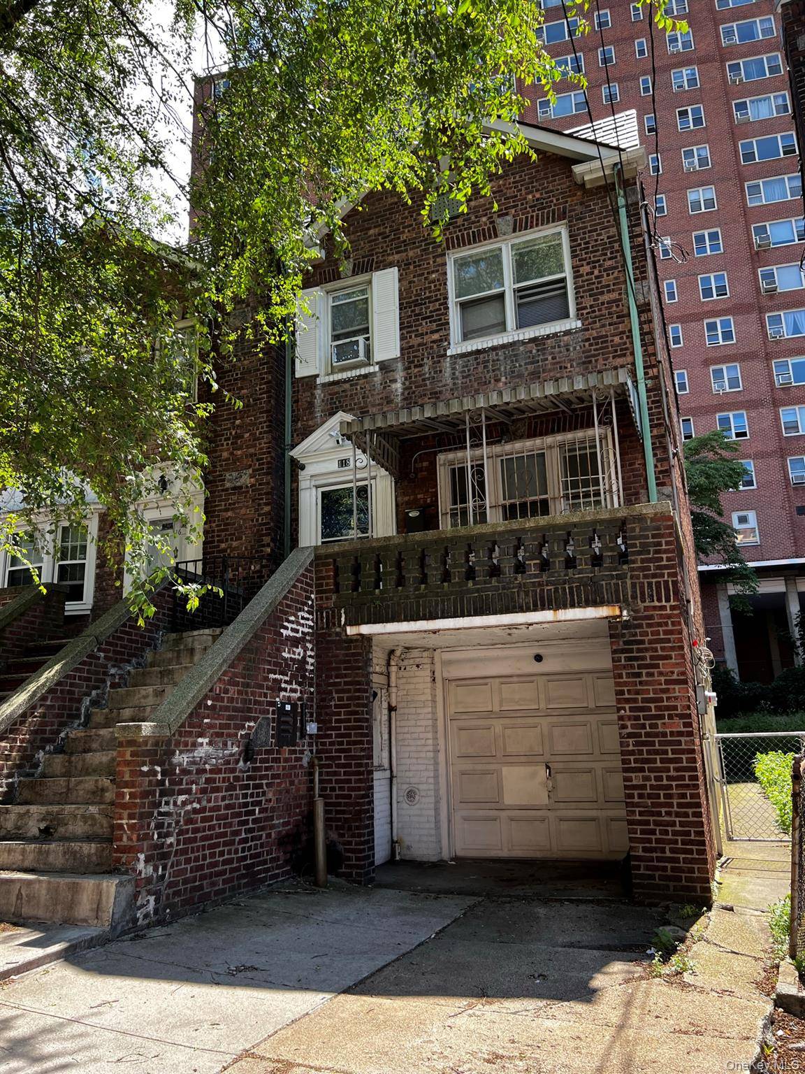 118 Van Cortlandt AVE, Bronx, NY 10463