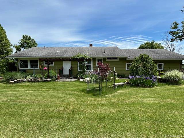 329 Mountain RD, Bloomingburg, NY 12721