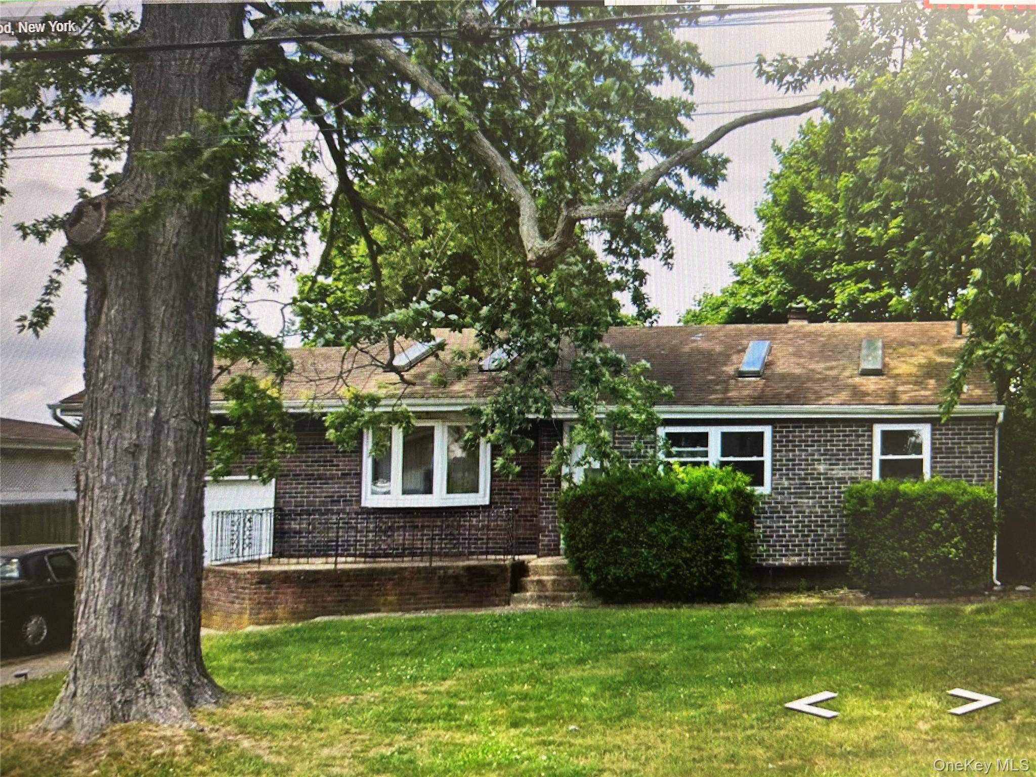 29A Hewes ST, Brentwood, NY 11717