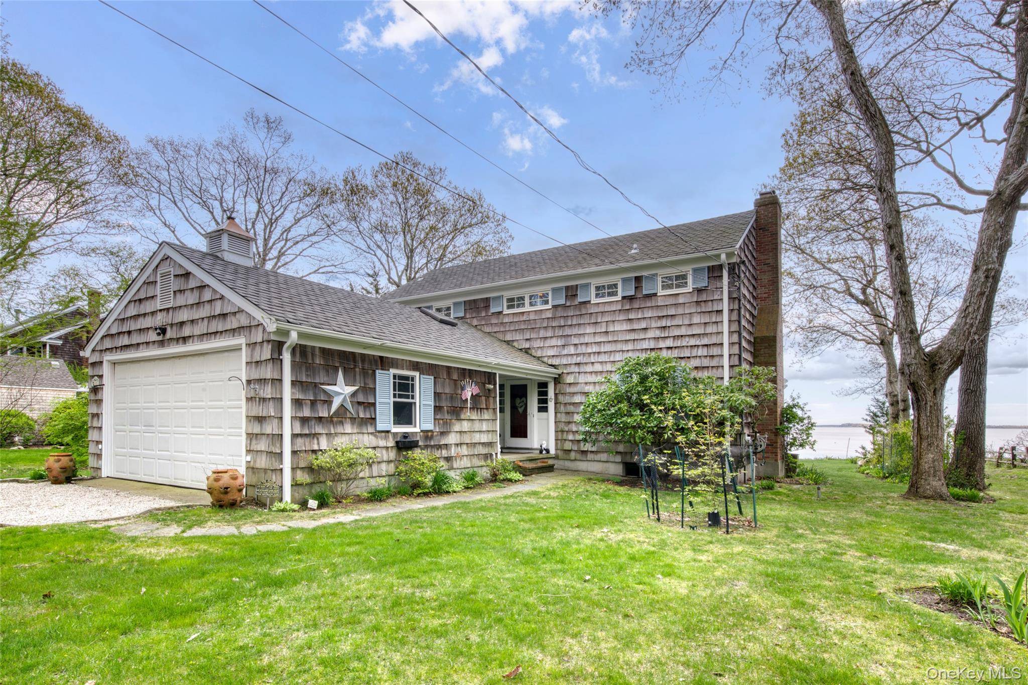 580 South LN, East Marion, NY 11939