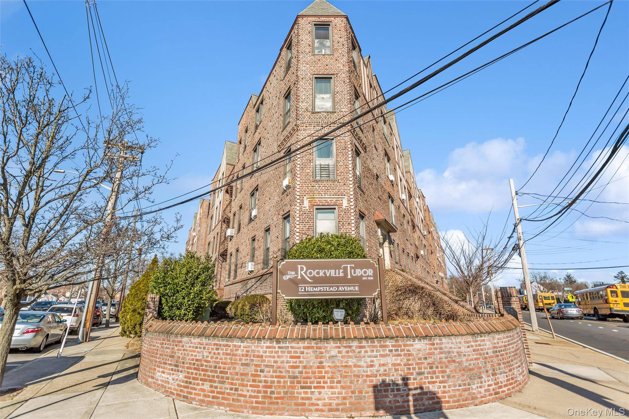 12 Hempstead AVE #3N, Rockville Centre, NY 11570