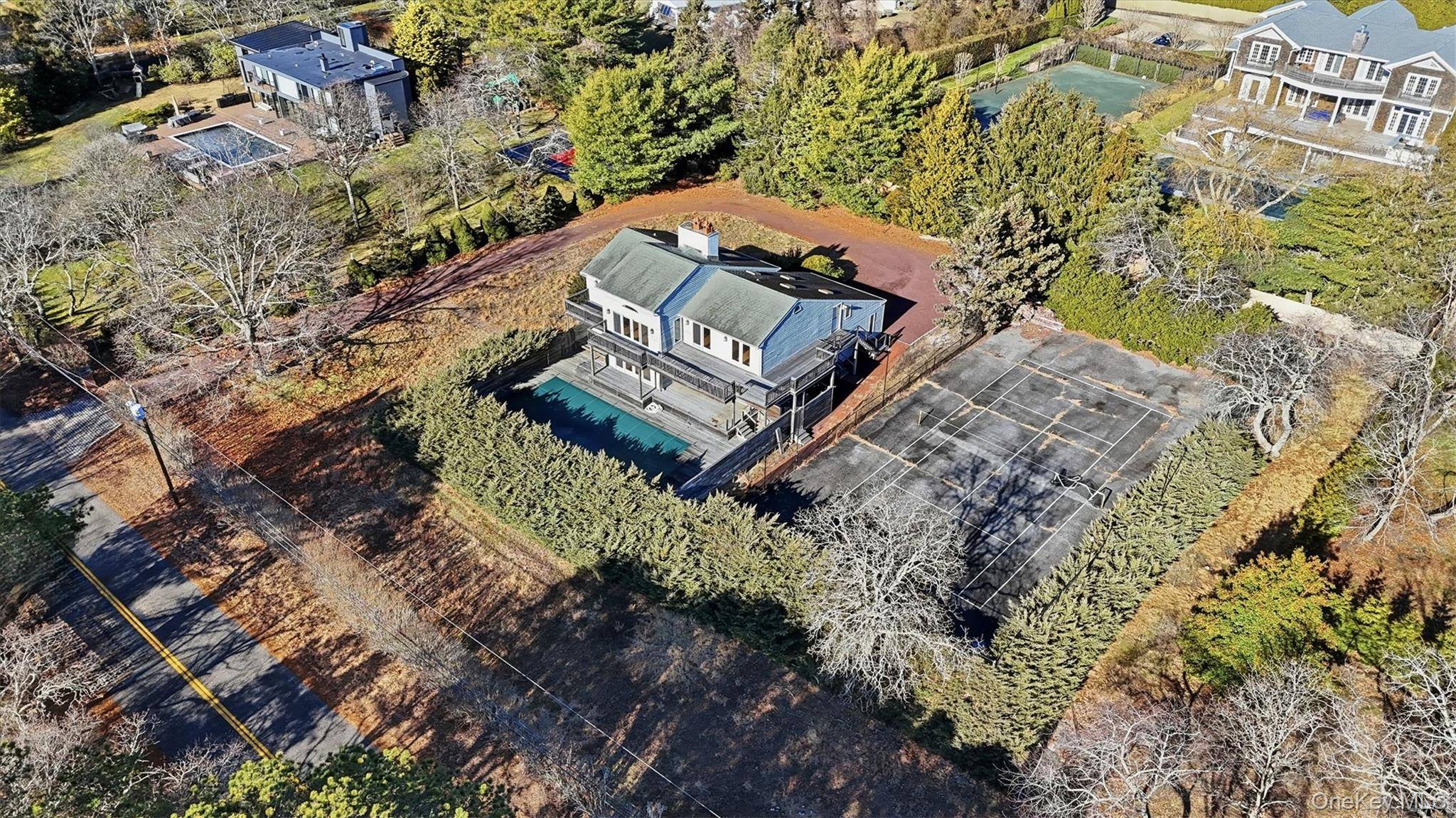 103 Middle Pond RD, Southampton, NY 11968