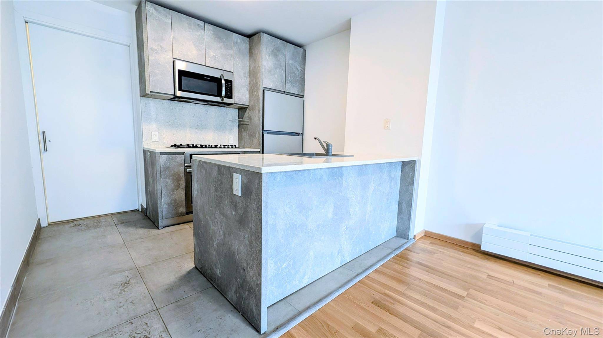 2309 Broadway, Astoria, NY 11106