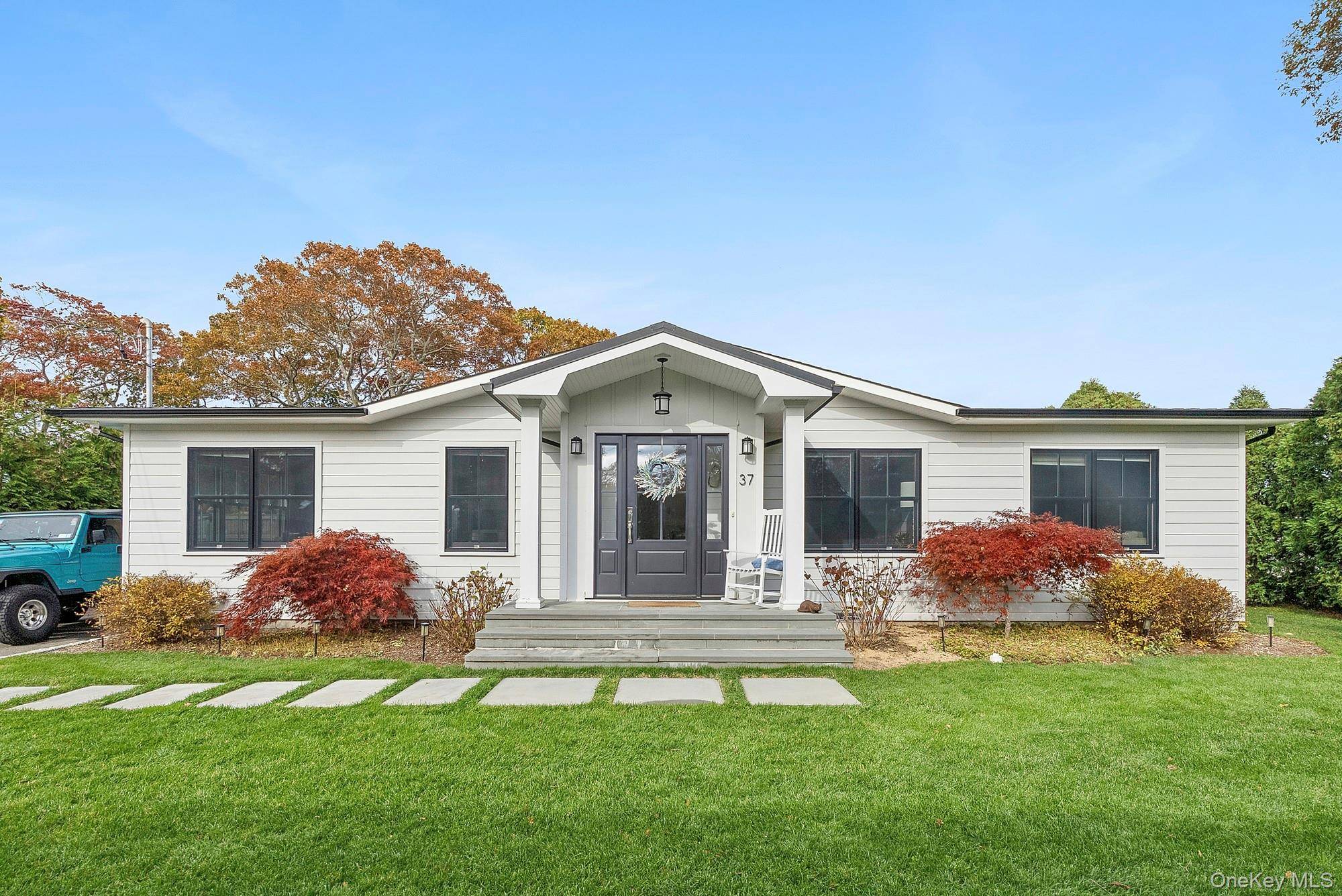 37 Maryland BLVD, Hampton Bays, NY 11946