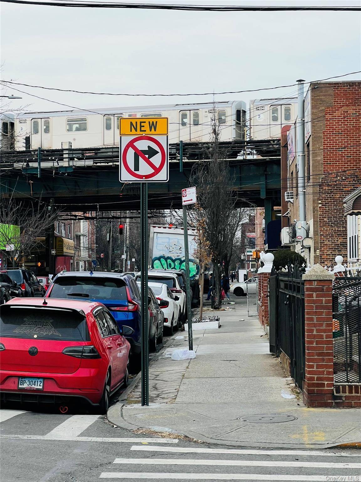 40-29 97 ST, Corona, NY 11368