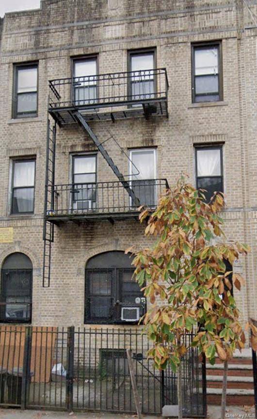 444 68th ST, Brooklyn, NY 11220