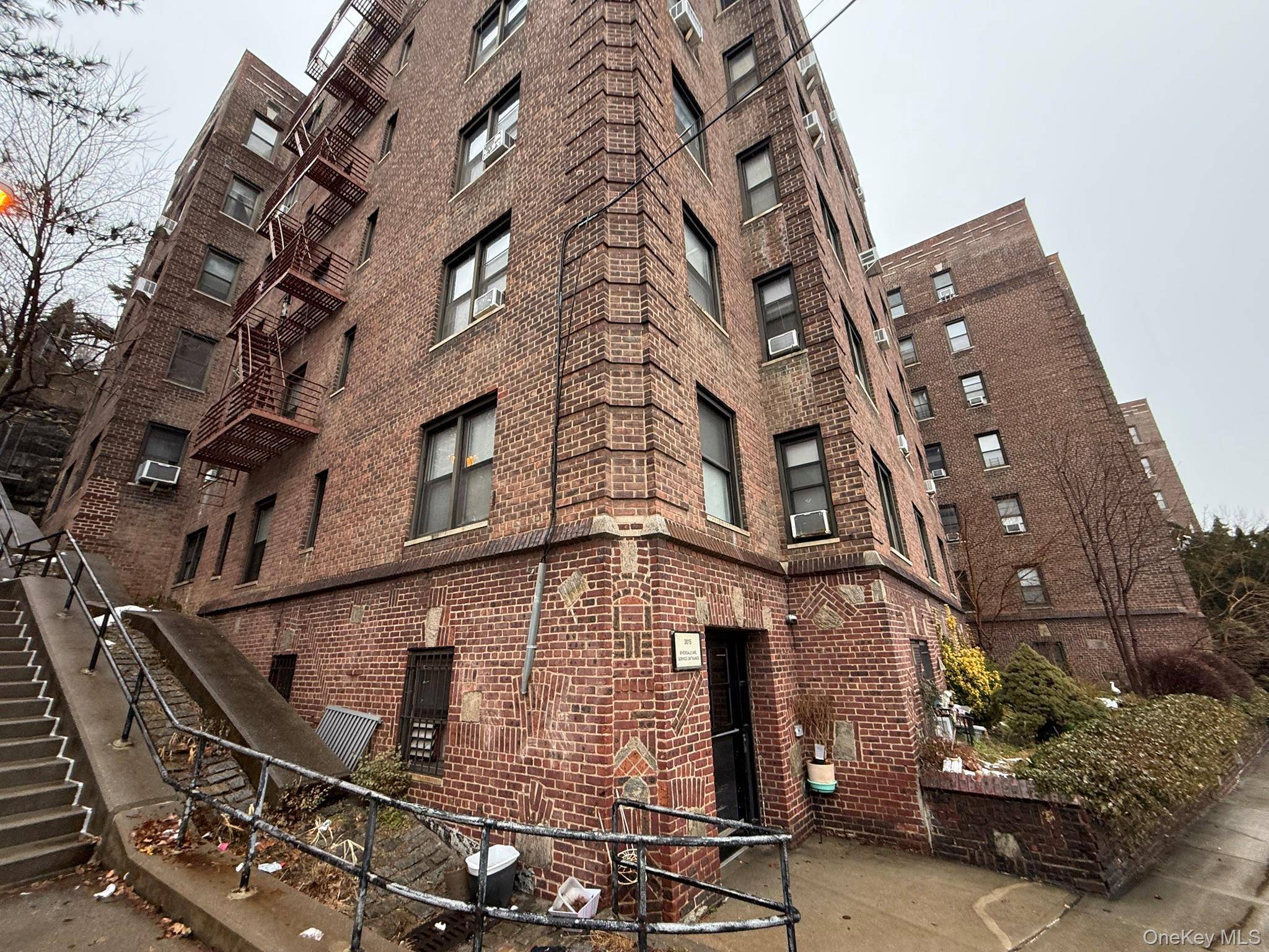 3015 Riverdale AVE #5A, Bronx, NY 10463