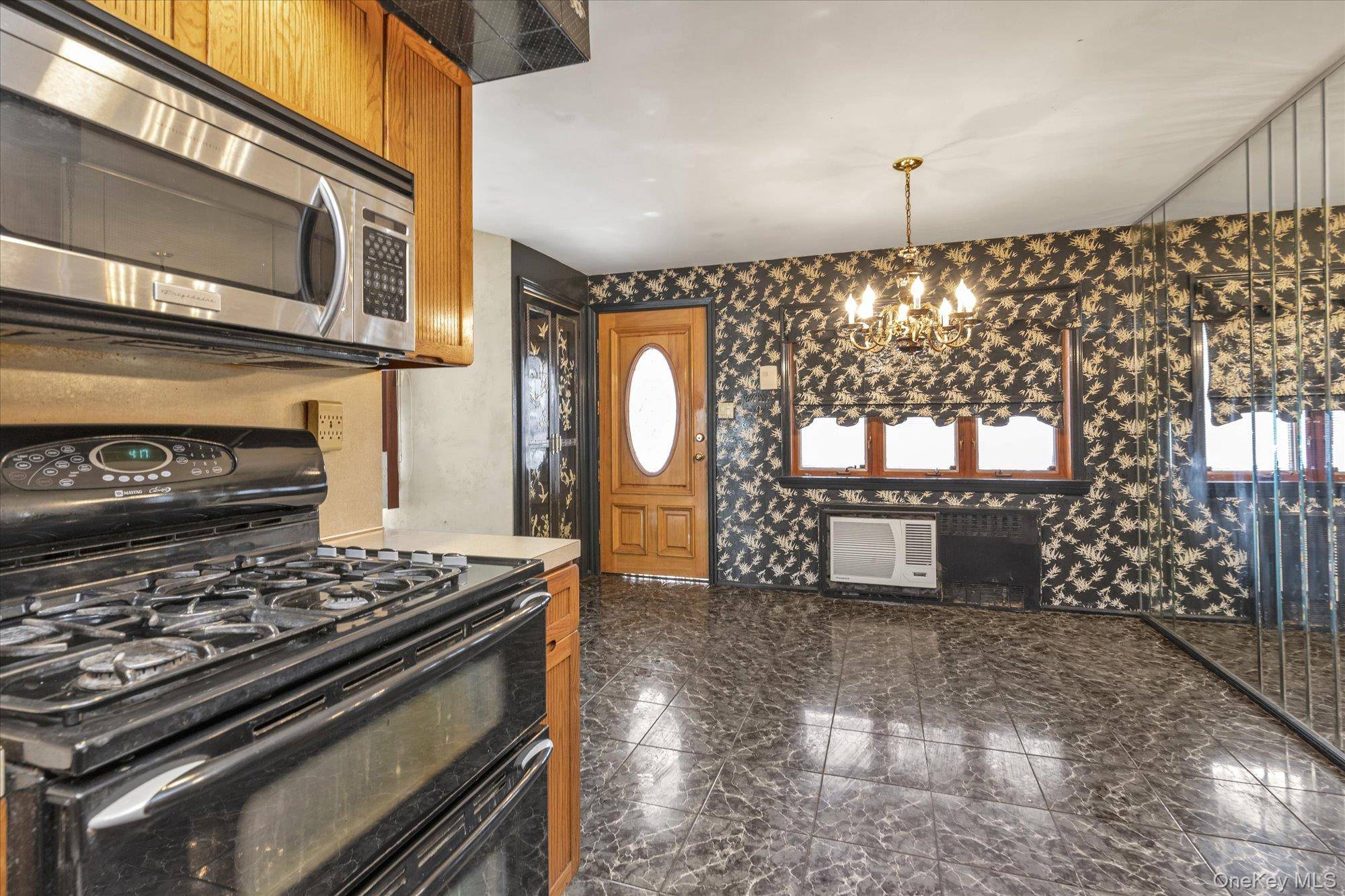 621 Avenue Y, Brooklyn, NY 11235