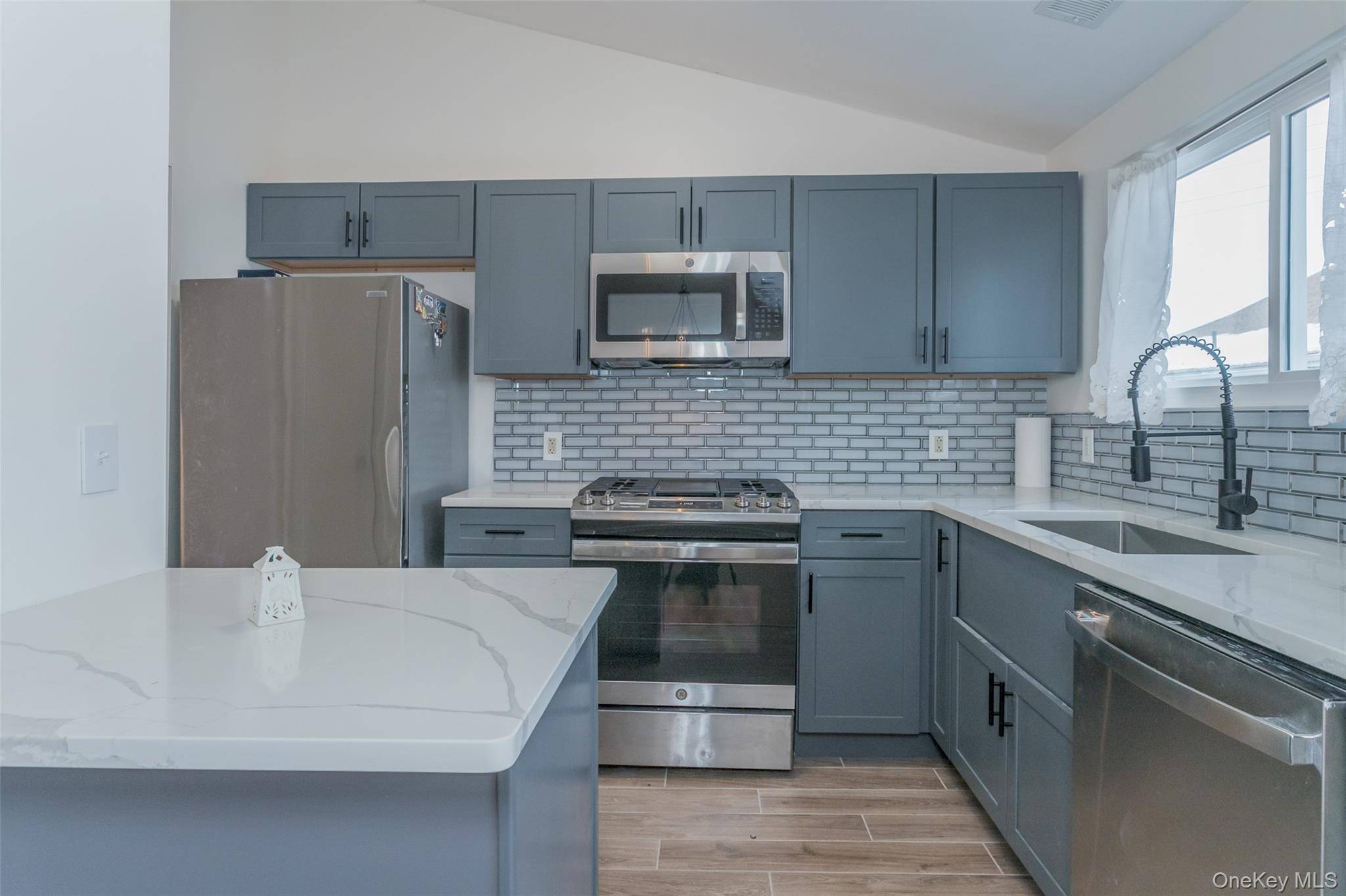 2113 Whispering HLS, Chester, NY 10918