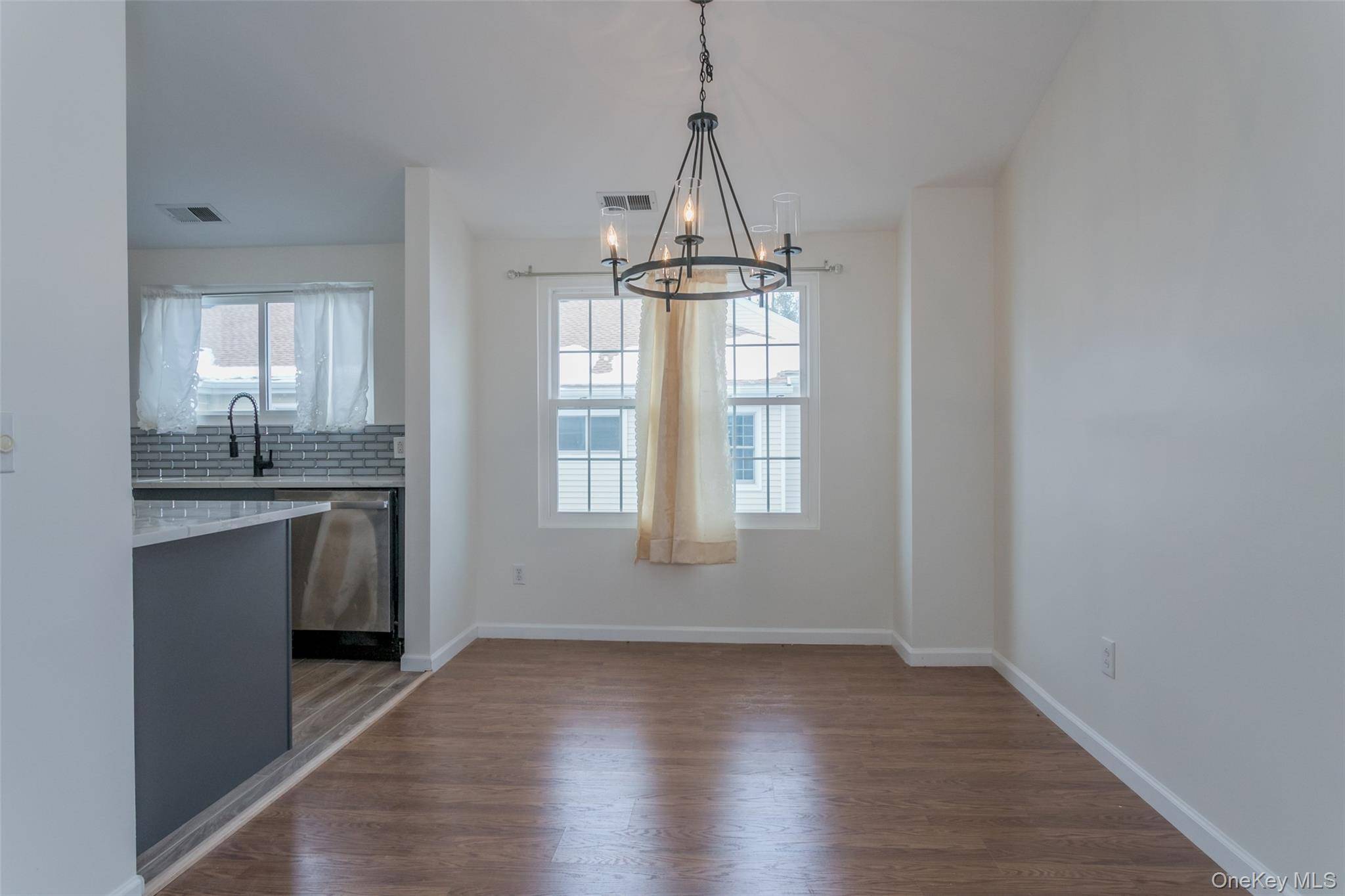 2113 Whispering HLS, Chester, NY 10918