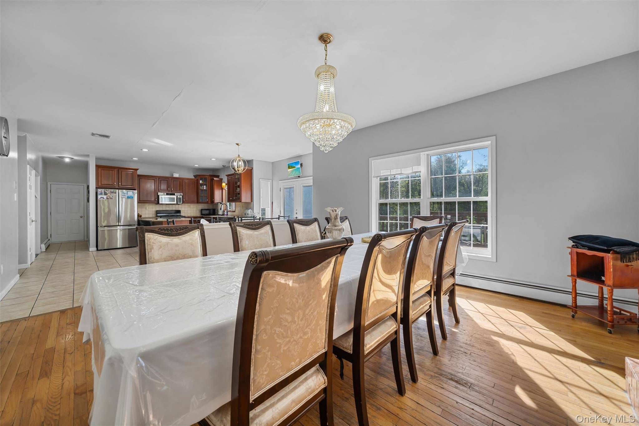 12 Damian CT, Chester, NY 10918