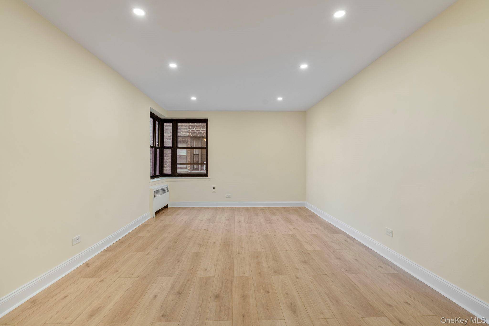 32-25 88 ST #310, East Elmhurst, NY 11369
