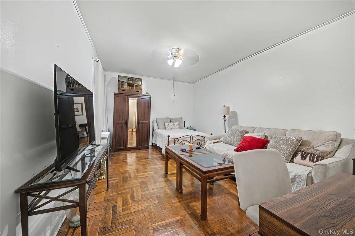 1045 Anderson AVE #3D, Bronx, NY 10452