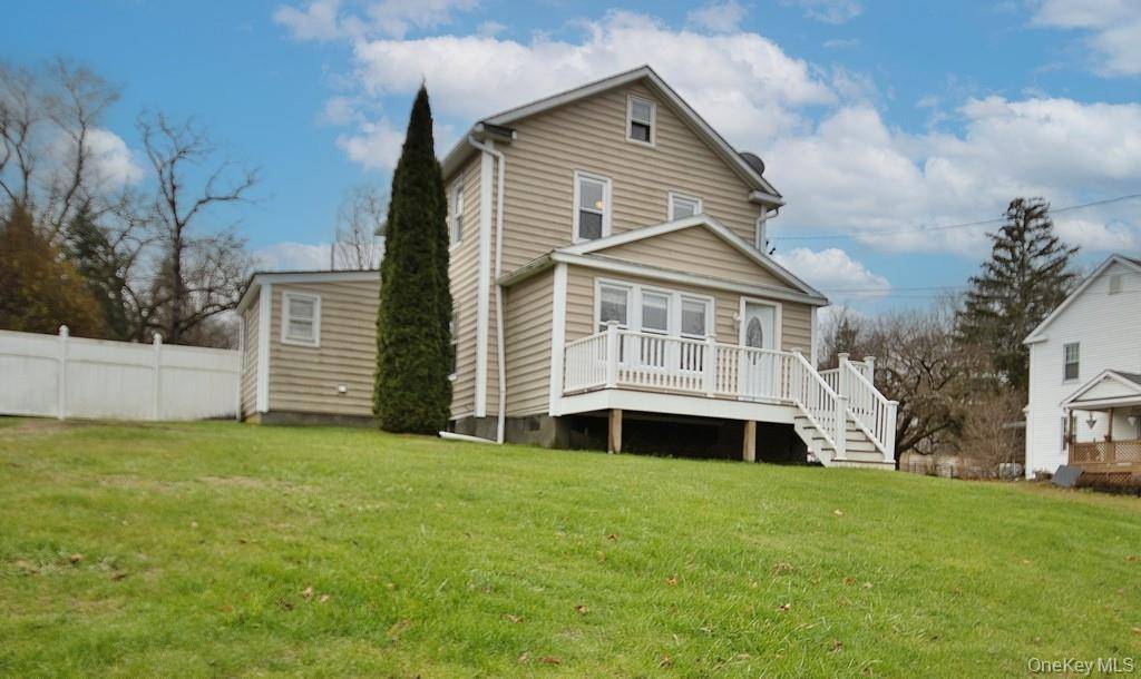 54 Midway AVE, Amenia, NY 12501