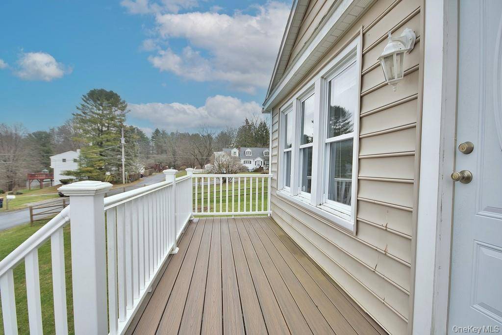 54 Midway AVE, Amenia, NY 12501