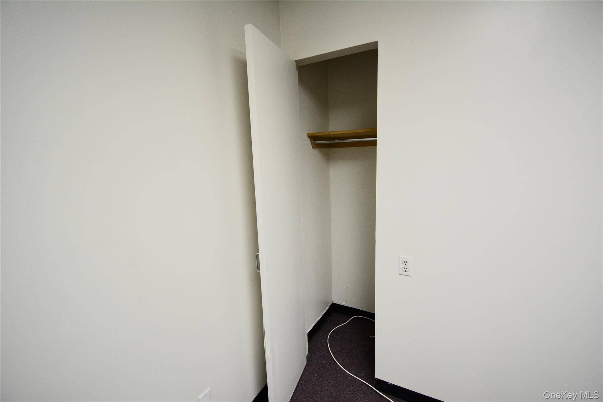 22 Southern BLVD #111, Nesconset, NY 11767