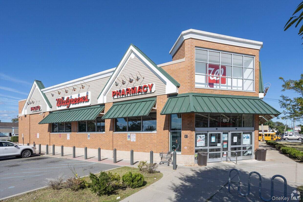 863 Montauk HWY, Shirley, NY 11967