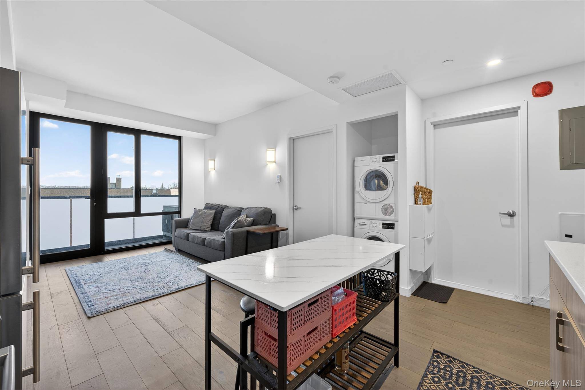 8808 Justice AVE #6G, Elmhurst, NY 11373